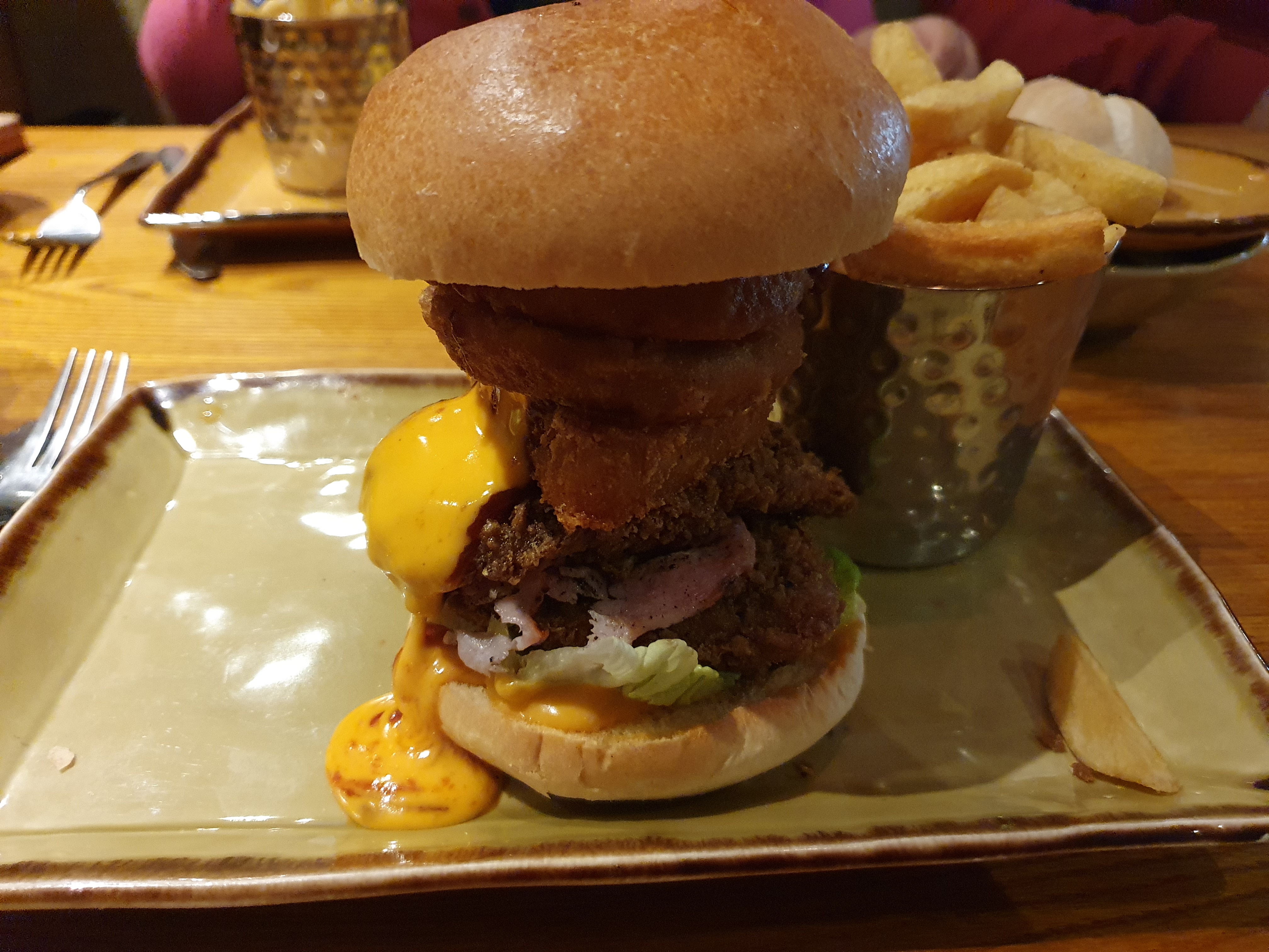 harvester burger.jpg